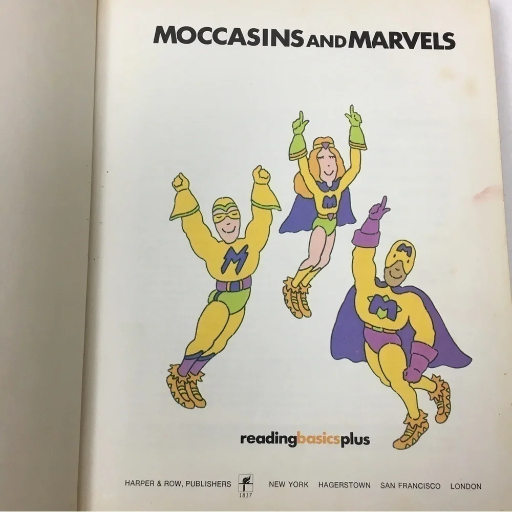 VINTAGE 1981 Book Moccasins and Marvels Homeschooling Classroom Reading Basics